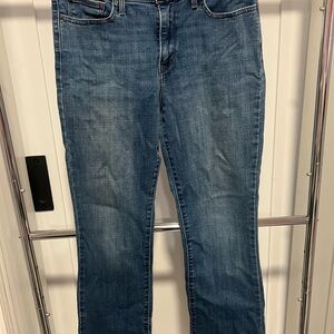 Levi's Women's Boot Cut Jeans in Blue